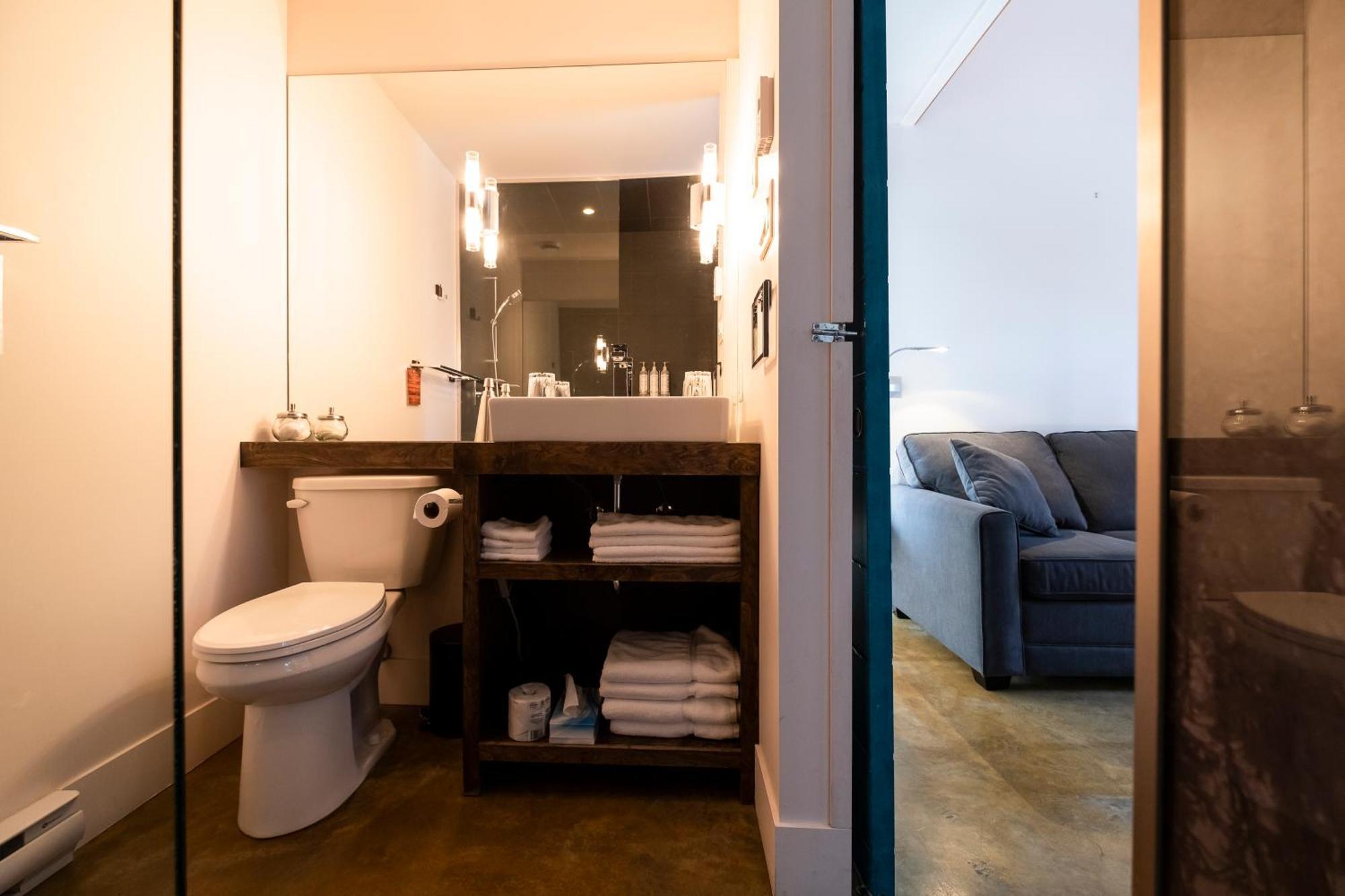 Auberge Sutton Brouerie Room photo